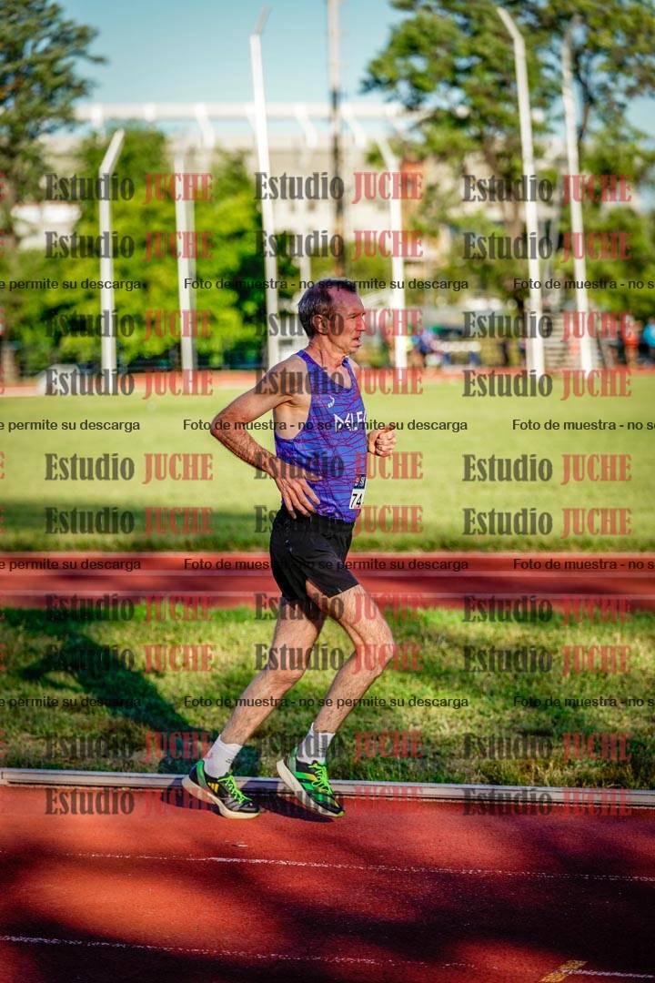 Fotos de los 3000 m llanos de varones
