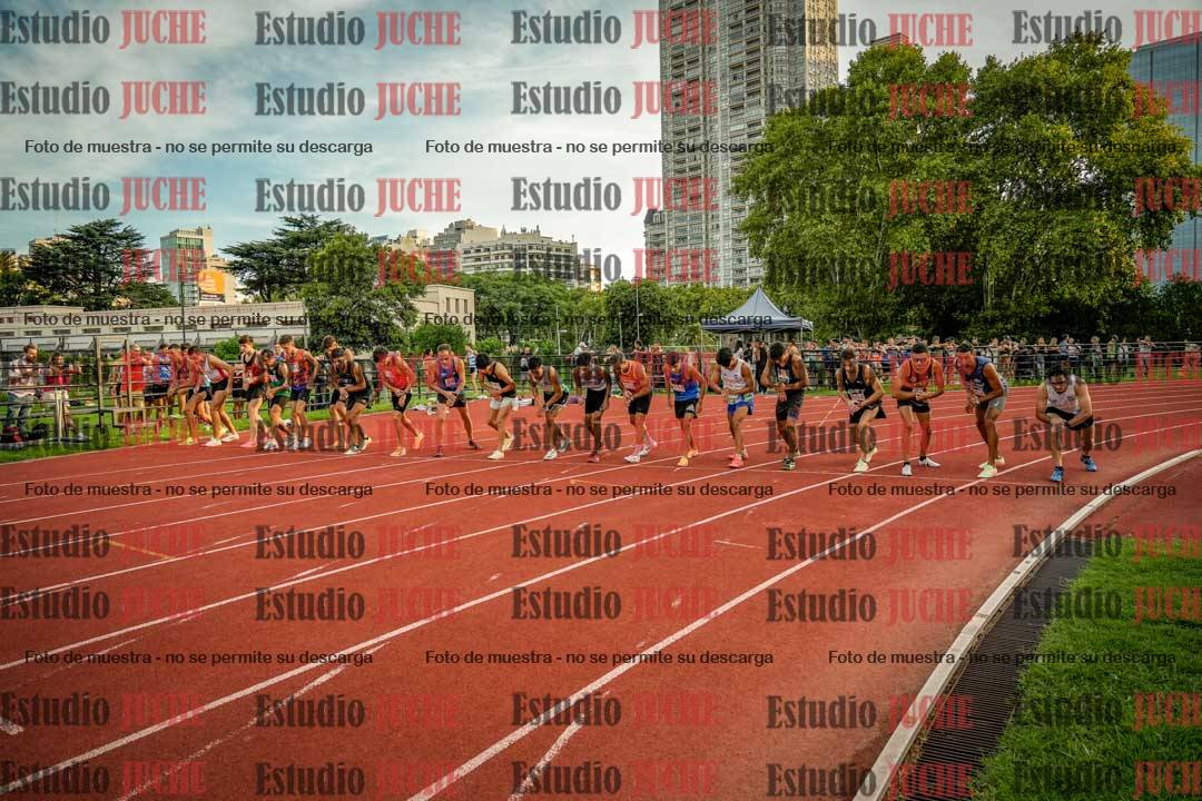 Fotos de los 1500 m llanos de varones