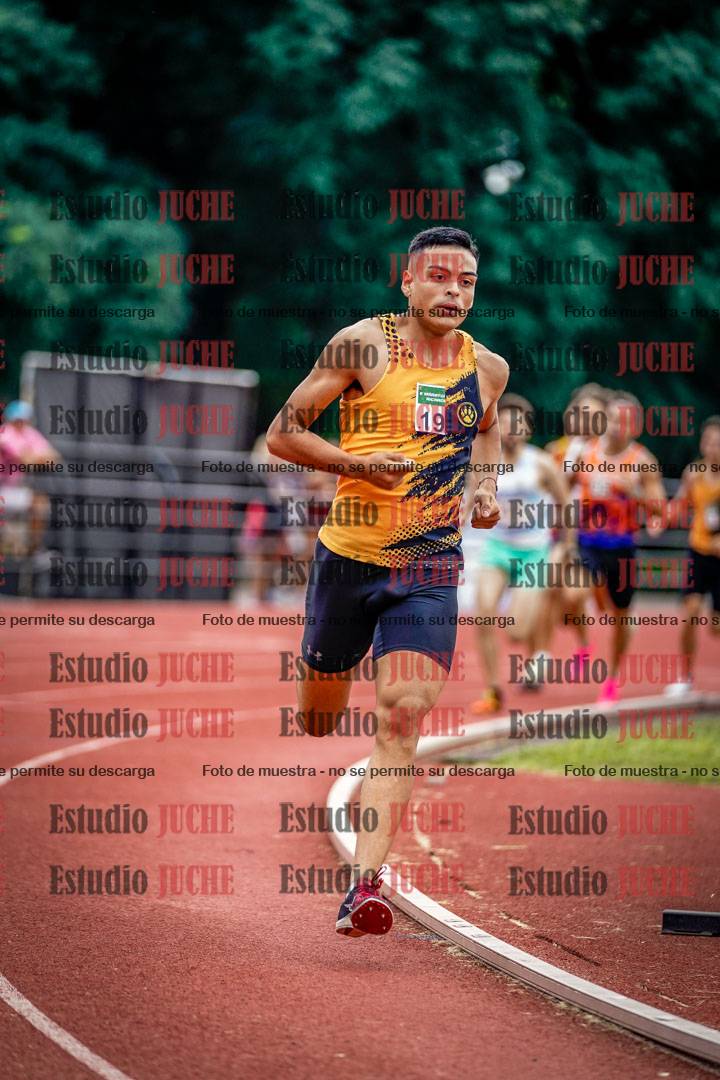 Fotos de los 800 m de varones