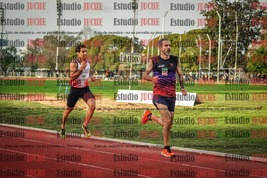 Fotos de los 3000 m llanos de varones