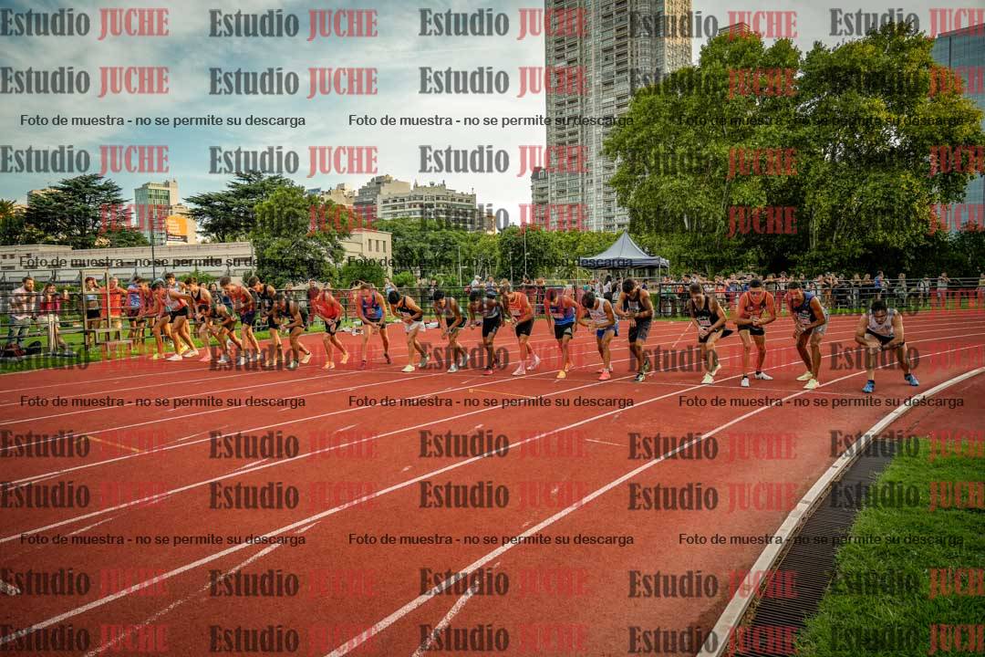 Fotos de los 1500 m llanos de varones