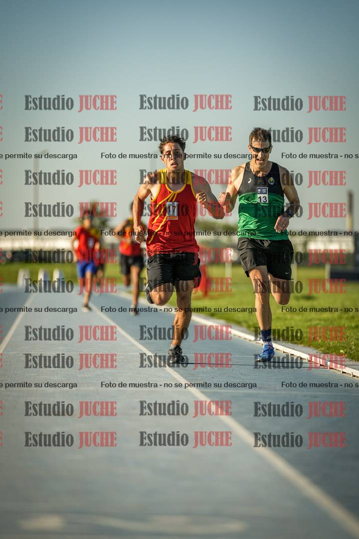 Fotos de los 3000 m llanos de varones