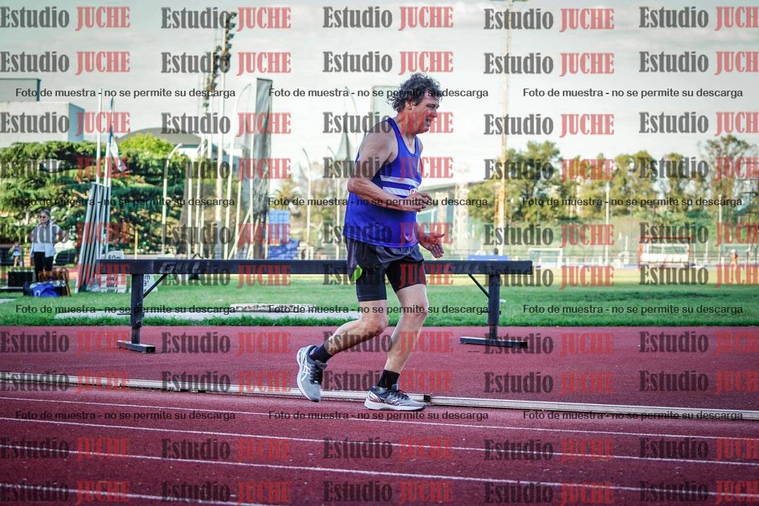 Fotos de los 3000 m llanos de varones