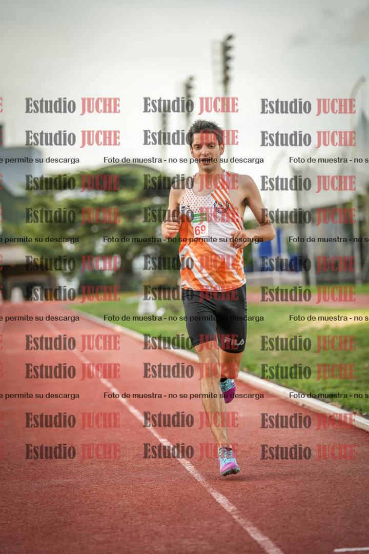 Fotos de los 3000 m llanos de varones