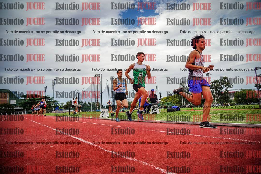 Fotos de los 3000 m llanos de varones