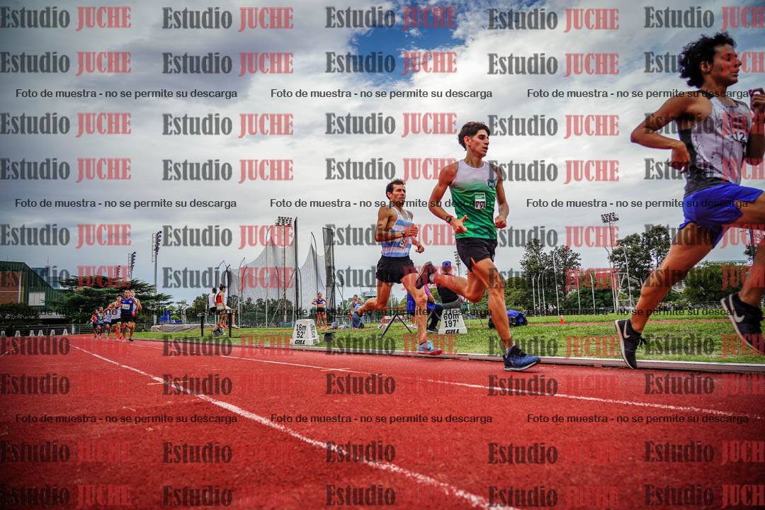 Fotos de los 3000 m llanos de varones