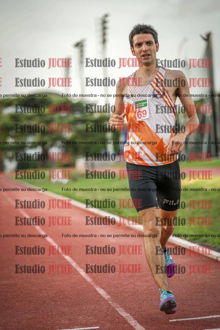 Fotos de los 3000 m llanos de varones