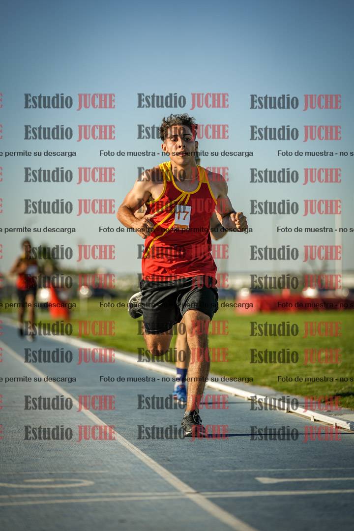 Fotos de los 3000 m llanos de varones