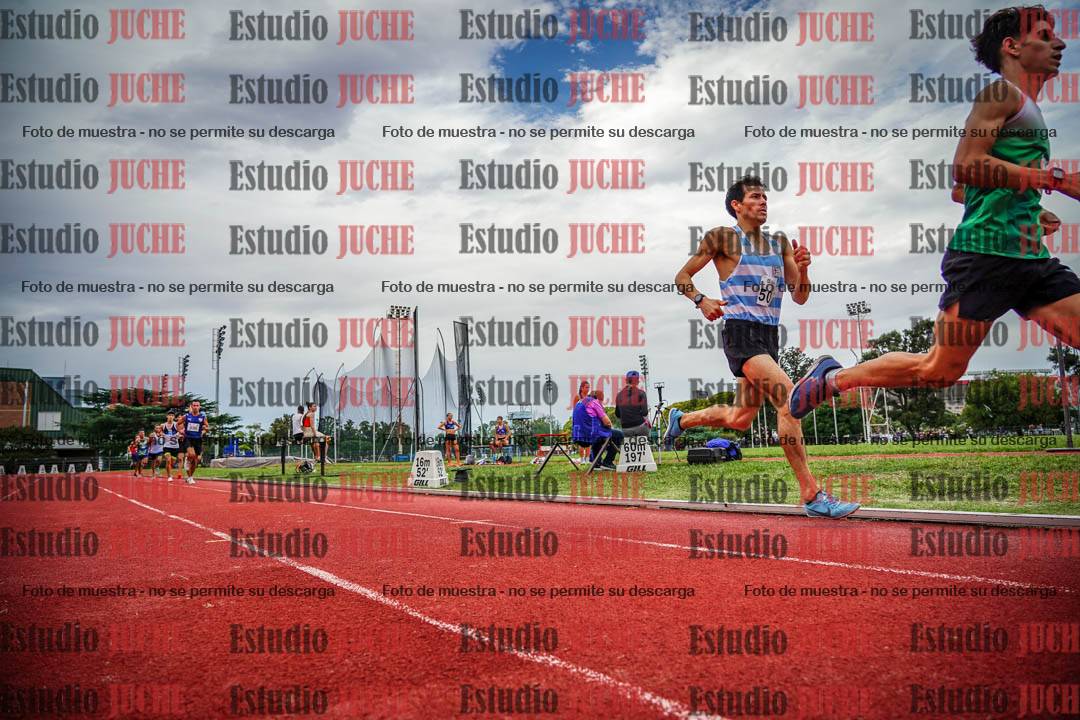 Fotos de los 3000 m llanos de varones