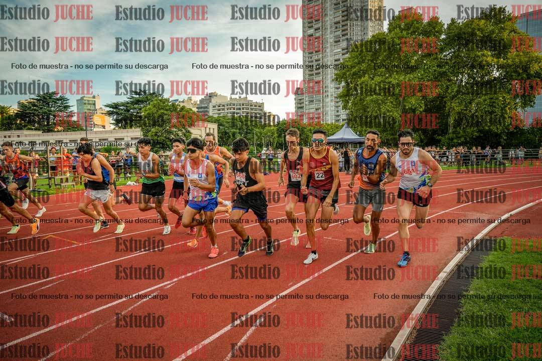 Fotos de los 1500 m llanos de varones