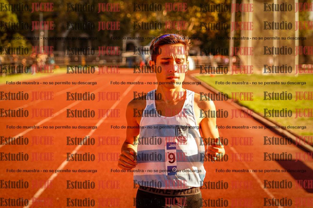 Fotos de los 3000 m llanos de varones