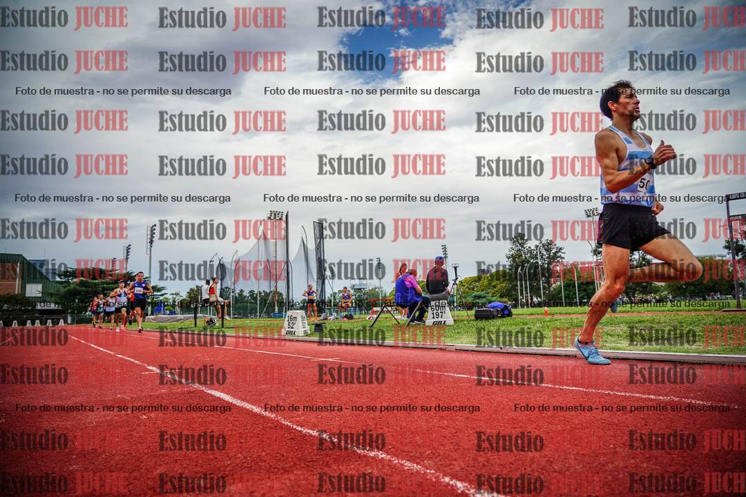 Fotos de los 3000 m llanos de varones