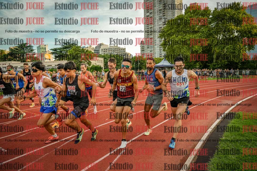 Fotos de los 1500 m llanos de varones