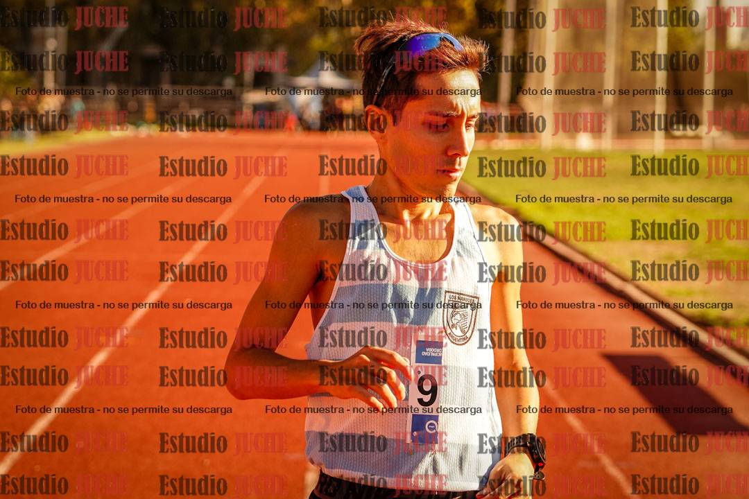Fotos de los 3000 m llanos de varones