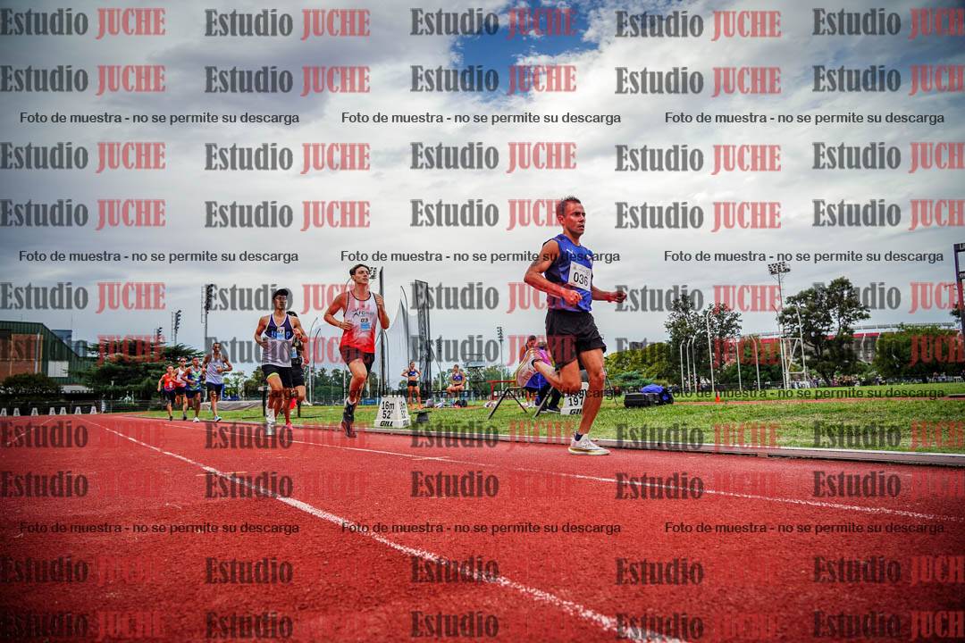 Fotos de los 3000 m llanos de varones