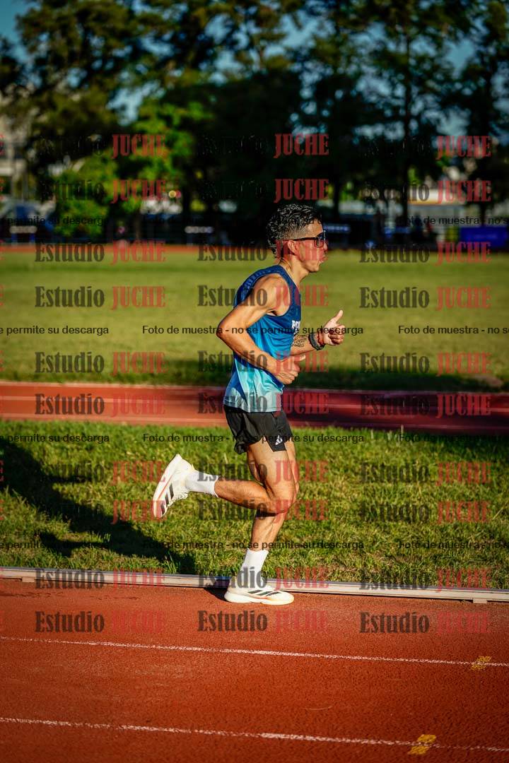 Fotos de los 3000 m llanos de varones