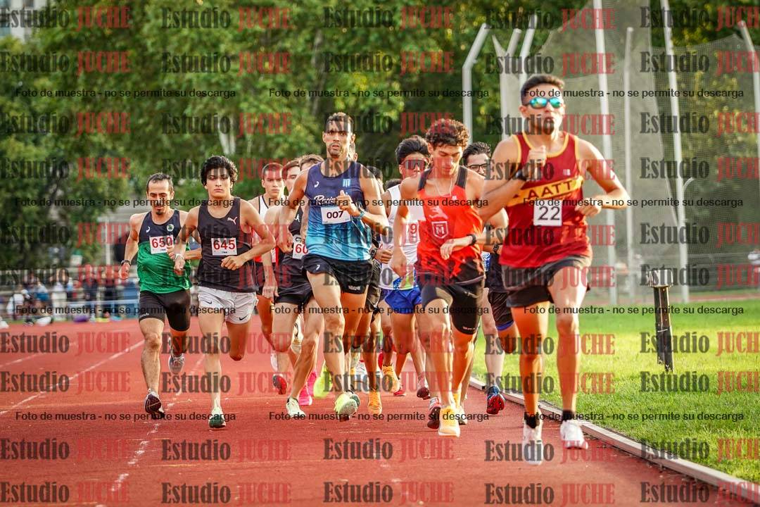 Fotos de los 1500 m llanos de varones