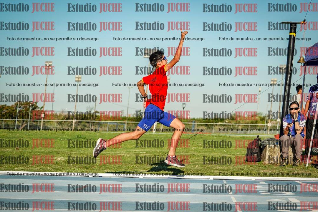 Fotos de los 3000 m llanos de varones