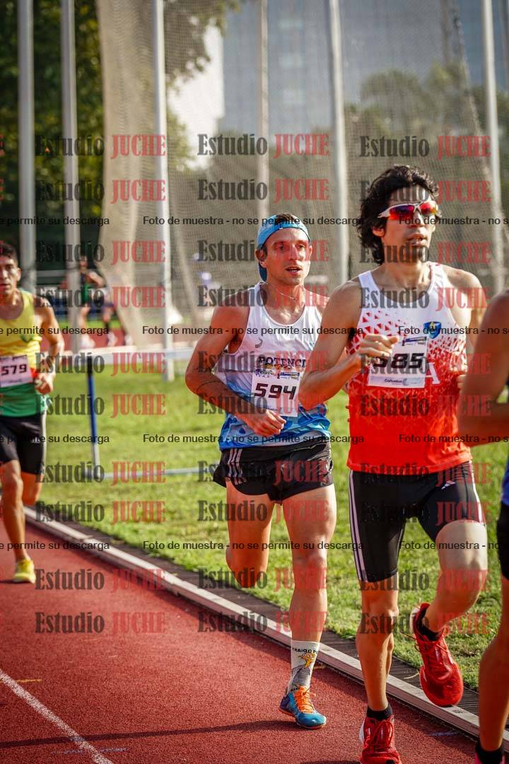 Fotos de los 3000 m llanos de varones