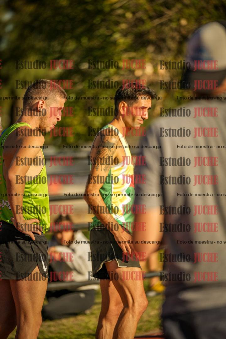 Fotos de los 3000 m llanos de varones