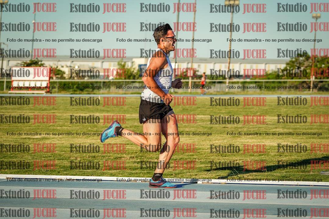 Fotos de los 1500 m llanos de varones