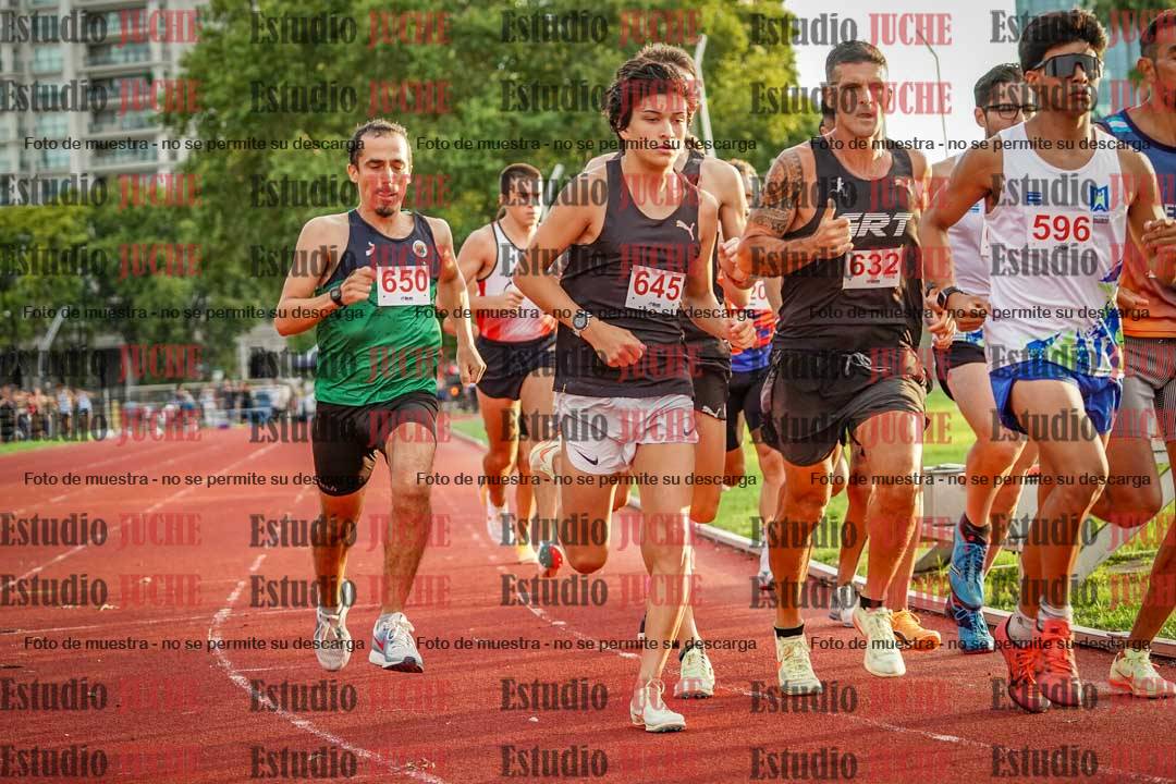 Fotos de los 1500 m llanos de varones