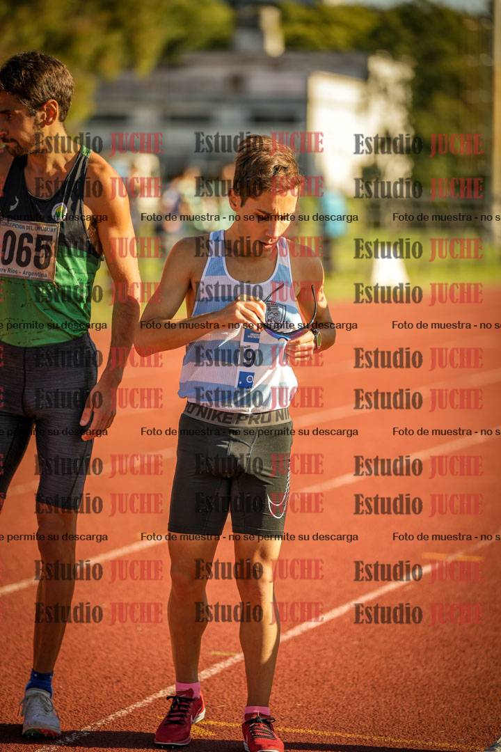 Fotos de los 3000 m llanos de varones