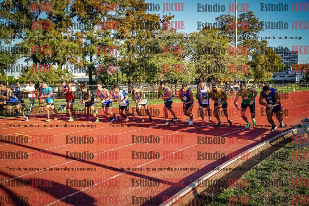 Fotos de los 3000 m llanos de varones