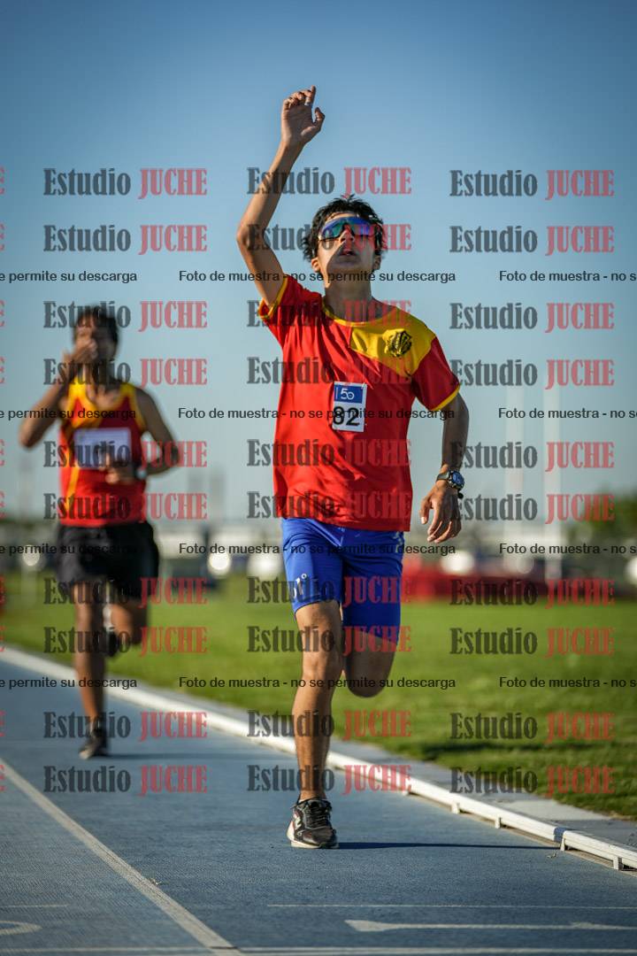Fotos de los 3000 m llanos de varones