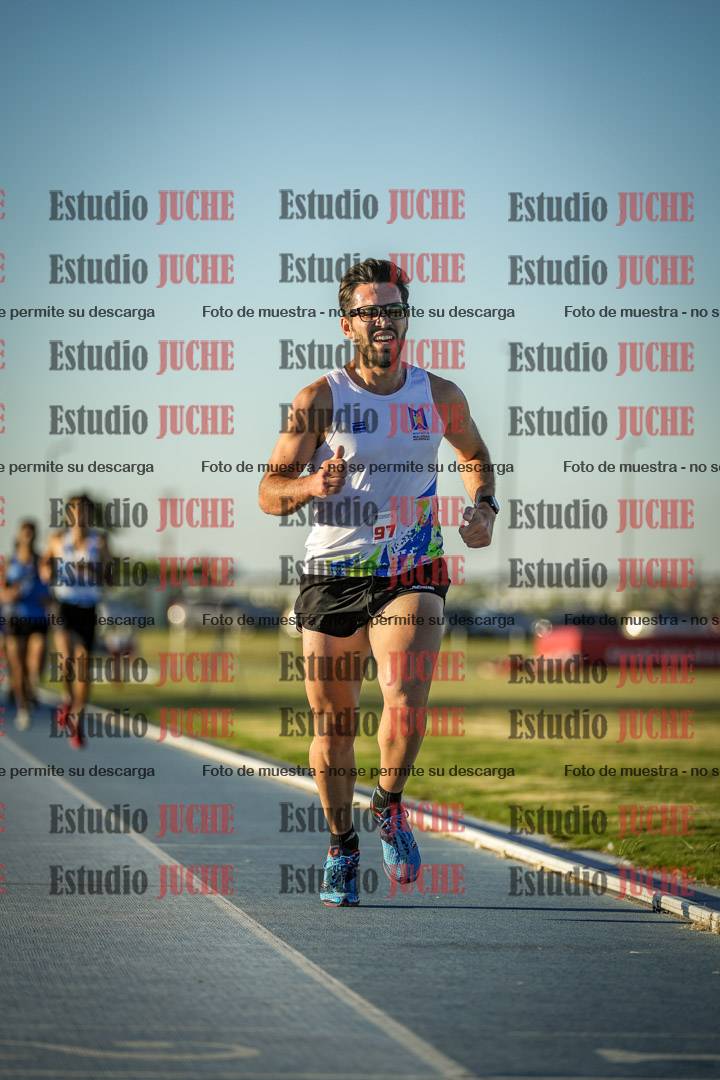 Fotos de los 1500 m llanos de varones