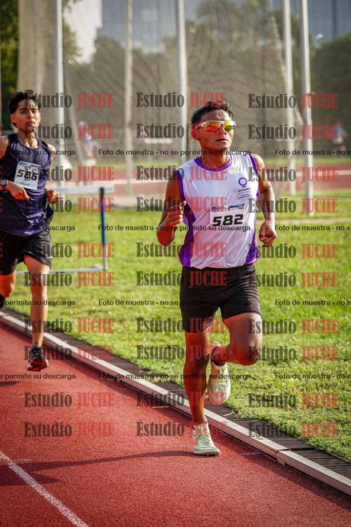 Fotos de los 3000 m llanos de varones