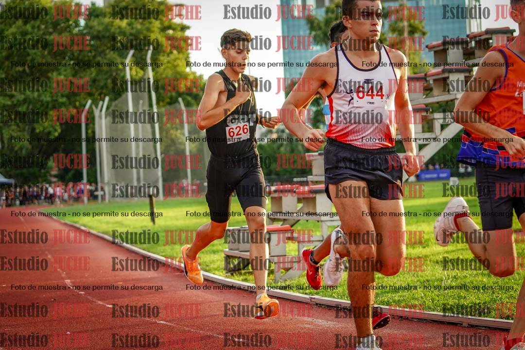 Fotos de los 1500 m llanos de varones
