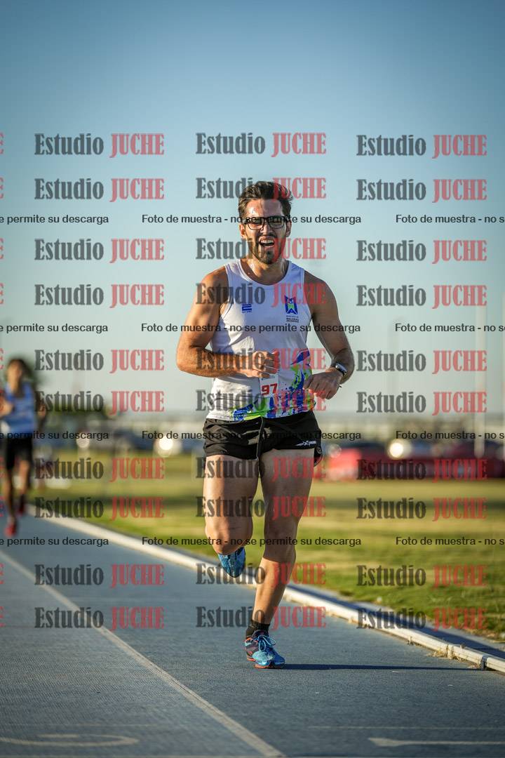 Fotos de los 1500 m llanos de varones