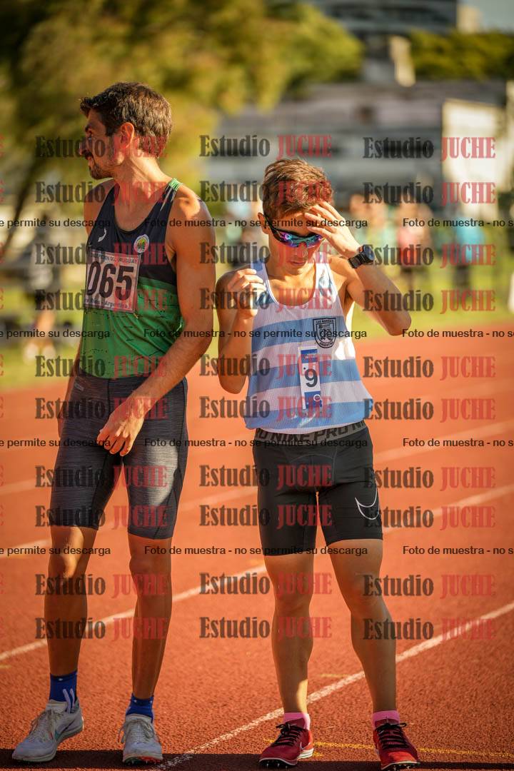 Fotos de los 3000 m llanos de varones