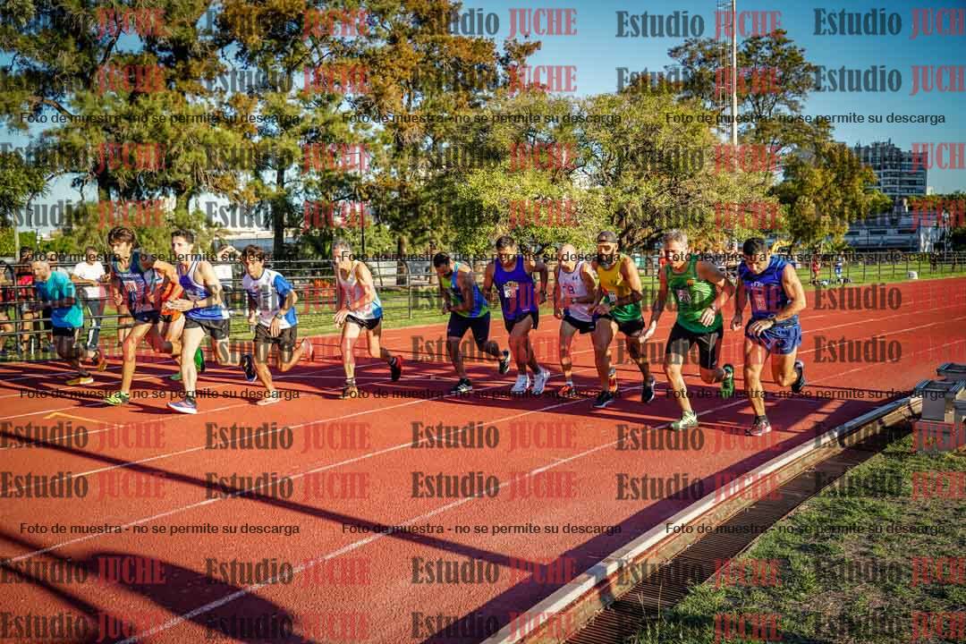 Fotos de los 3000 m llanos de varones