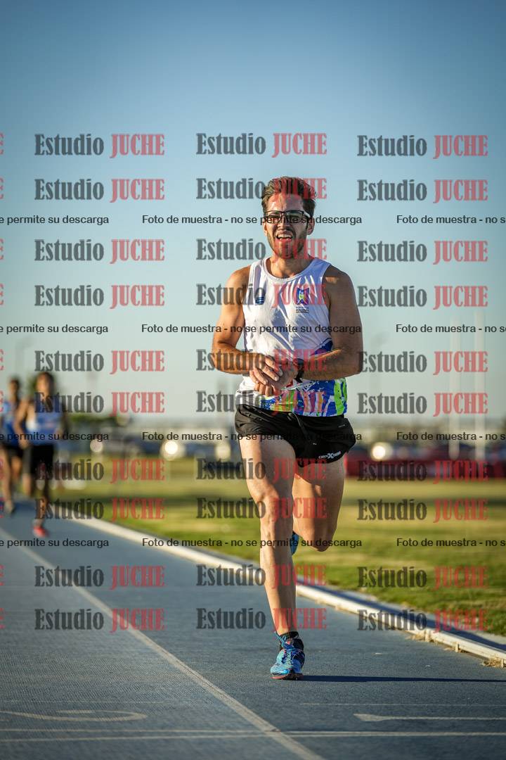 Fotos de los 1500 m llanos de varones