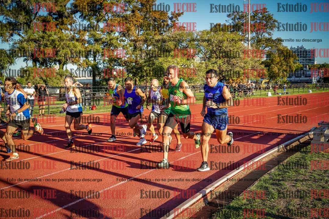 Fotos de los 3000 m llanos de varones