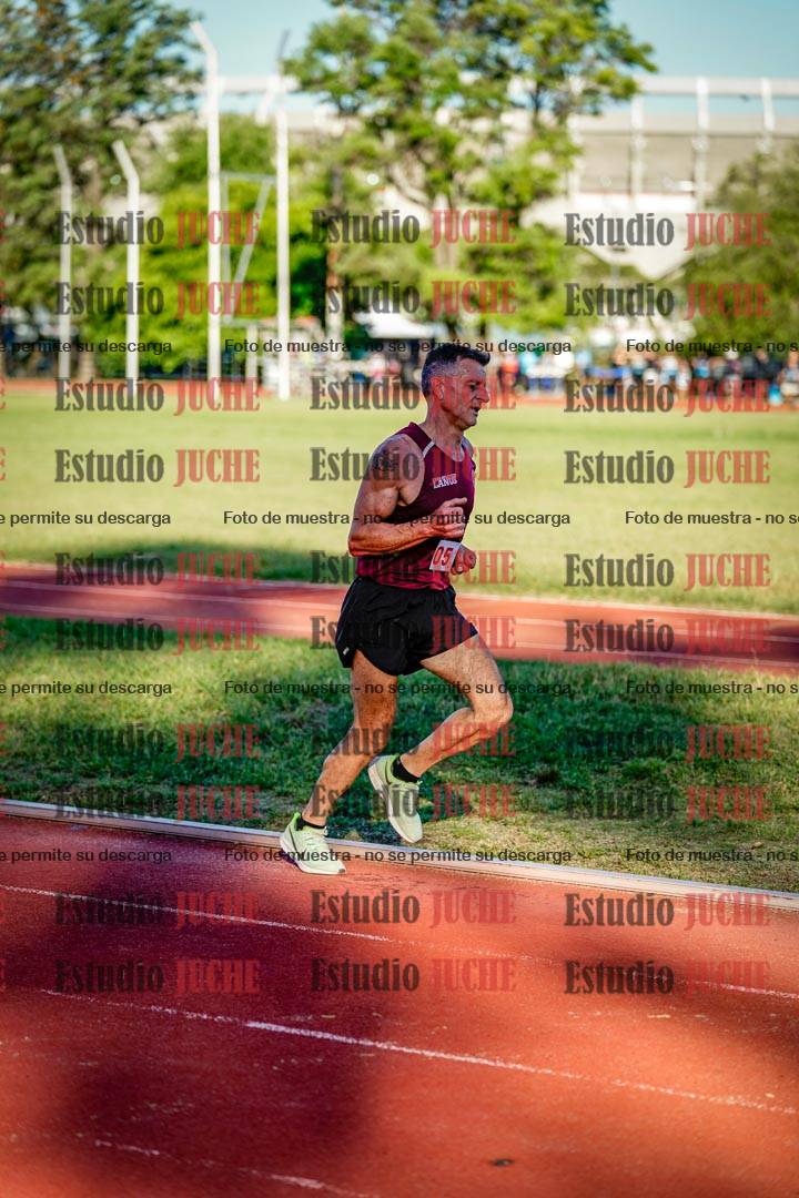 Fotos de los 3000 m llanos de varones