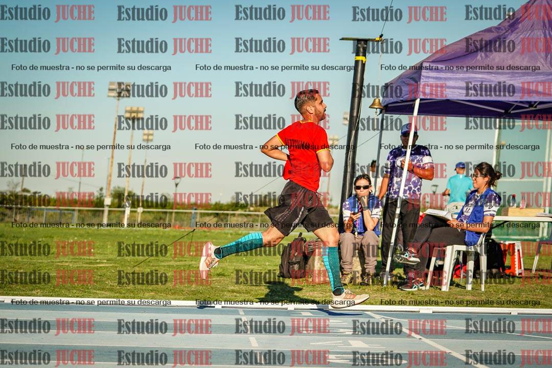 Fotos de los 3000 m llanos de varones