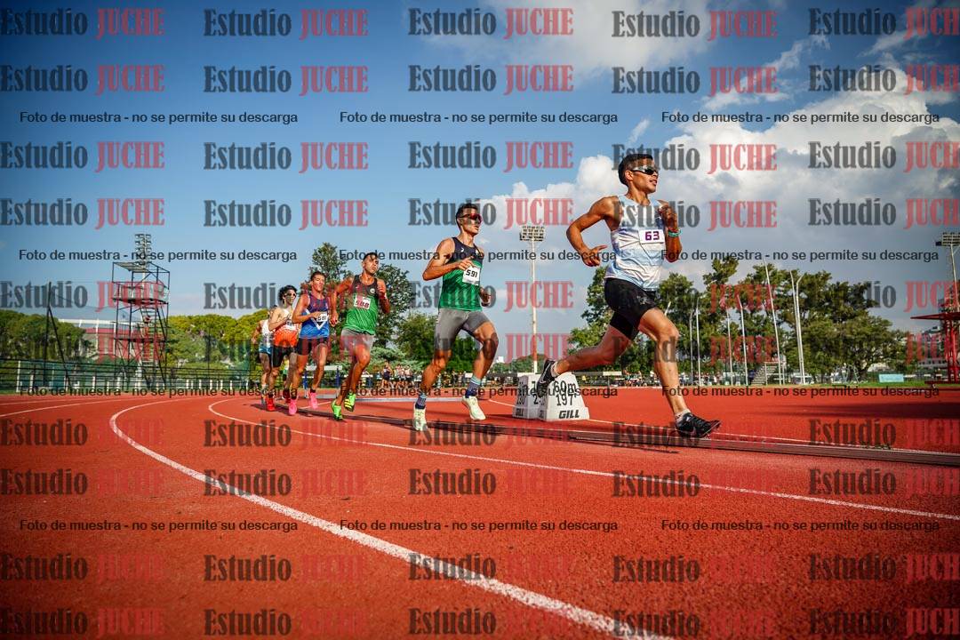 Fotos de los 3000 m llanos de varones