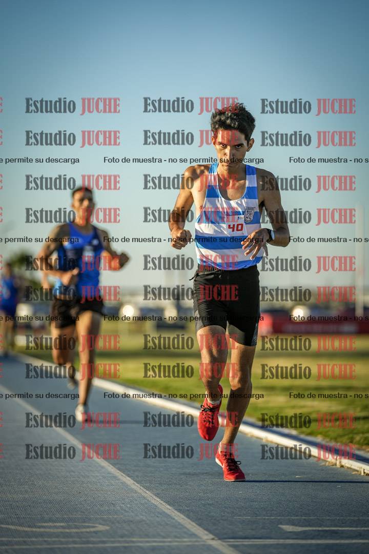Fotos de los 1500 m llanos de varones