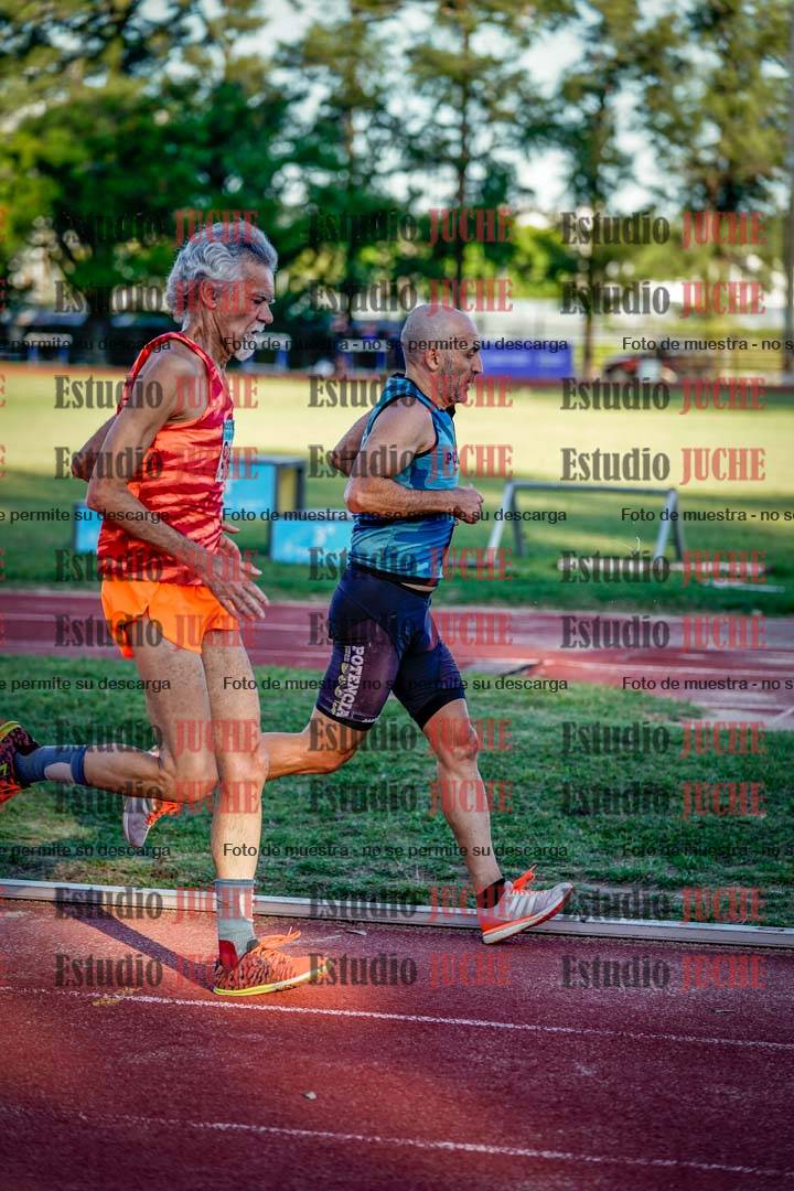 Fotos de los 3000 m llanos de varones