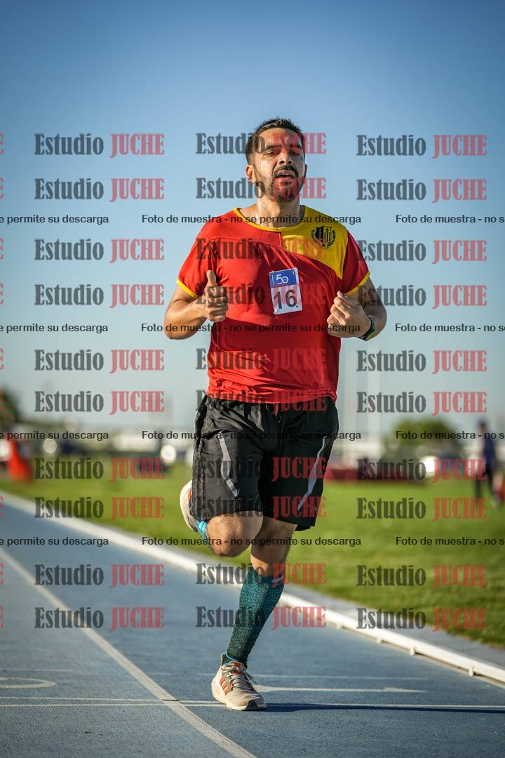 Fotos de los 3000 m llanos de varones