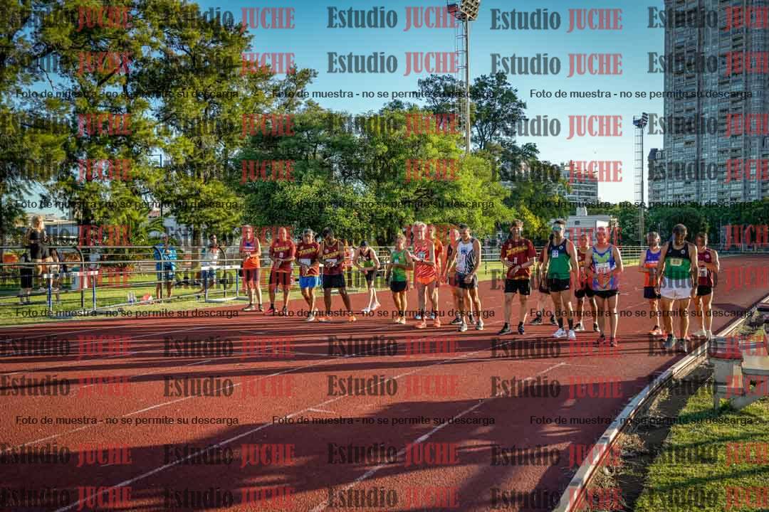 Fotos de los 3000 m llanos de varones