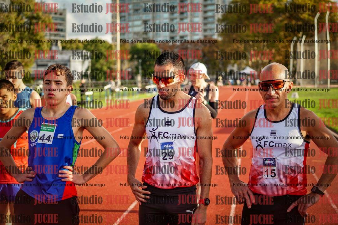 Fotos de los 3000 m llanos de varones