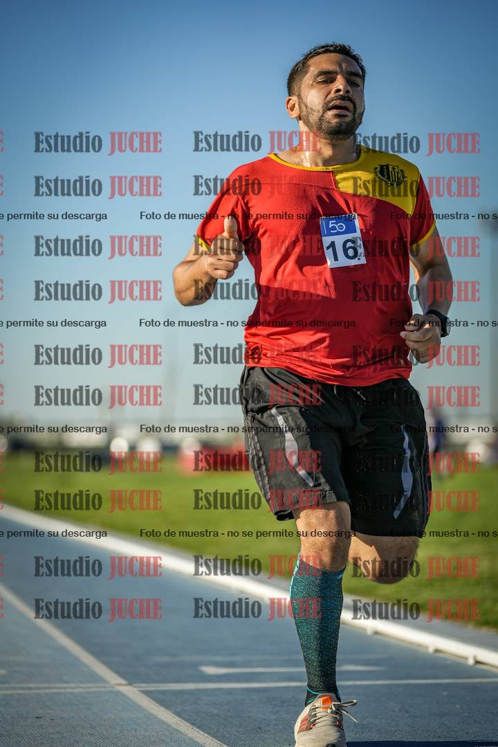 Fotos de los 3000 m llanos de varones