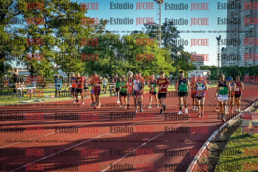Fotos de los 3000 m llanos de varones