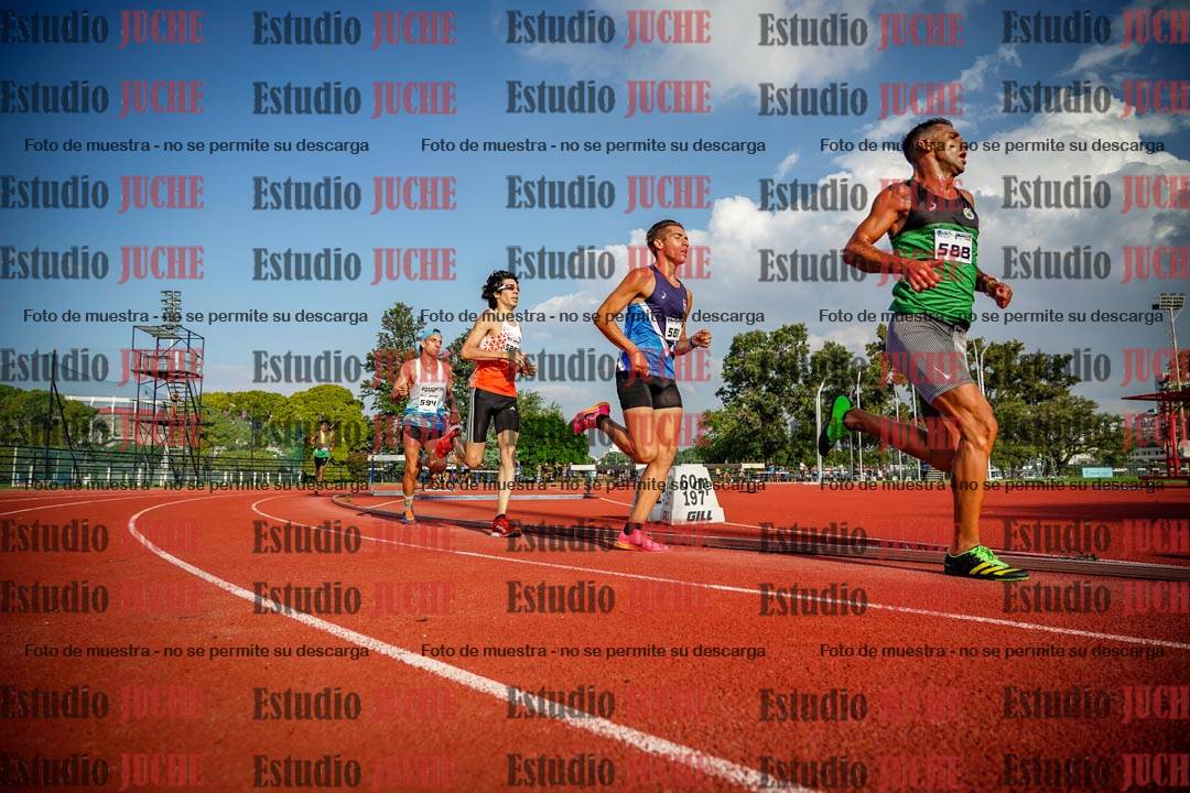 Fotos de los 3000 m llanos de varones
