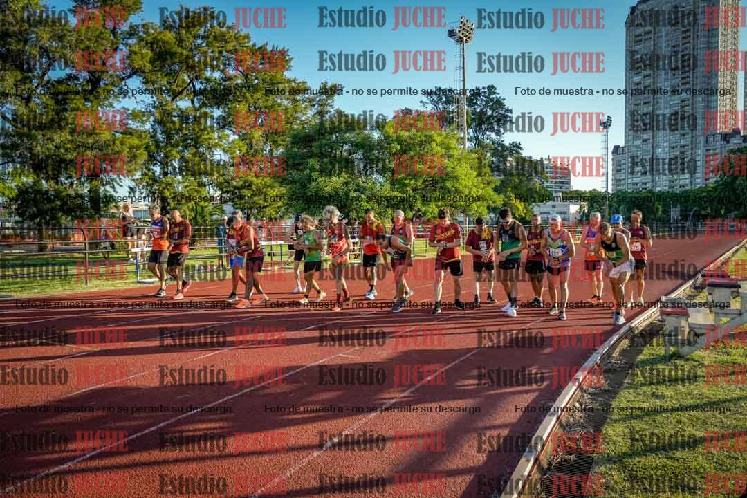 Fotos de los 3000 m llanos de varones