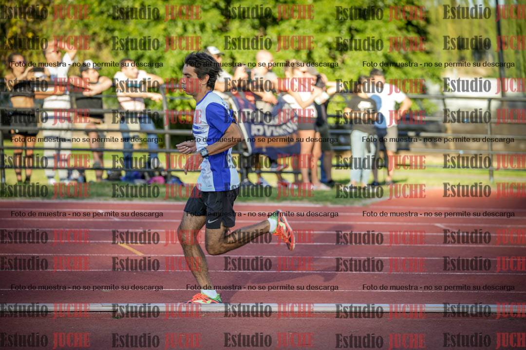 Fotos de los 3000 m llanos de varones